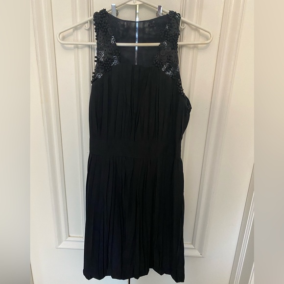 Robert Rodriguez black sleeveless pleated dress with beaded detail - Picture 2 of 4